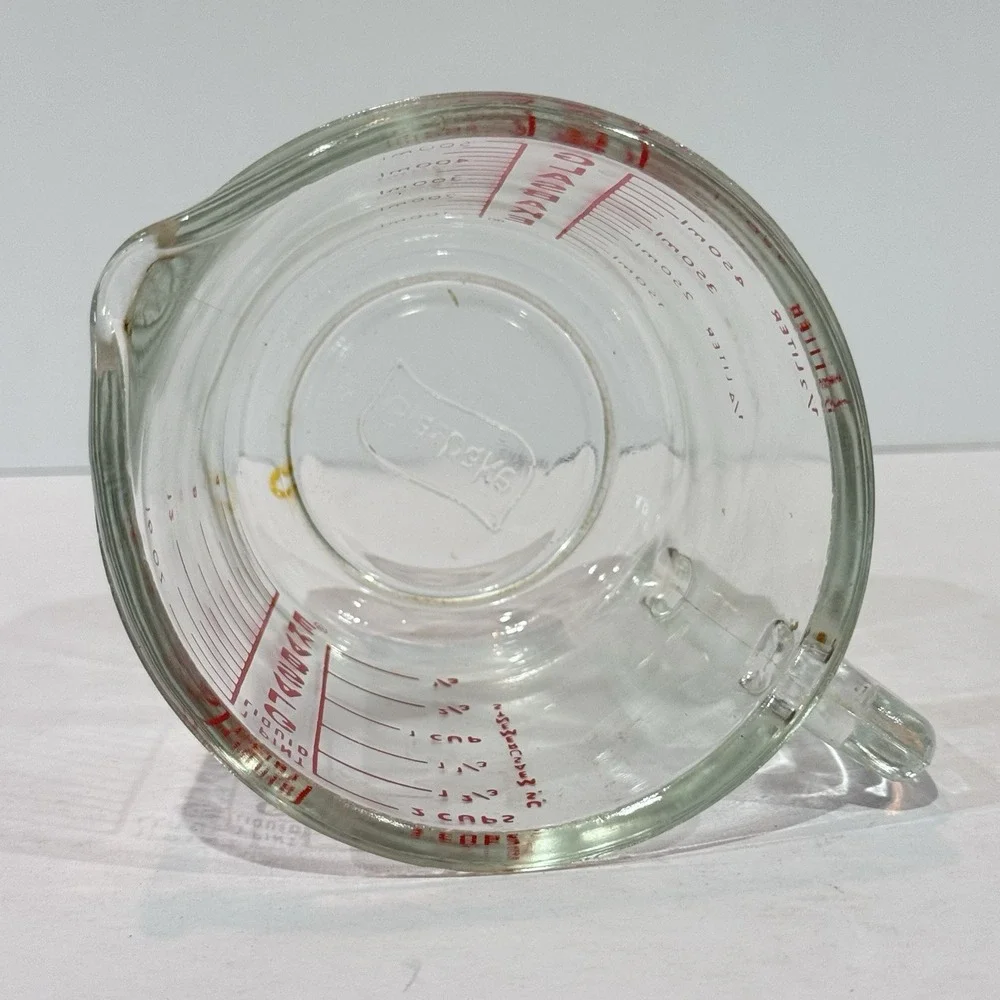 Vintage Glasbake 2 Cup Glass Measuring Cup w‎ Handle & Pour Spout Red Letters